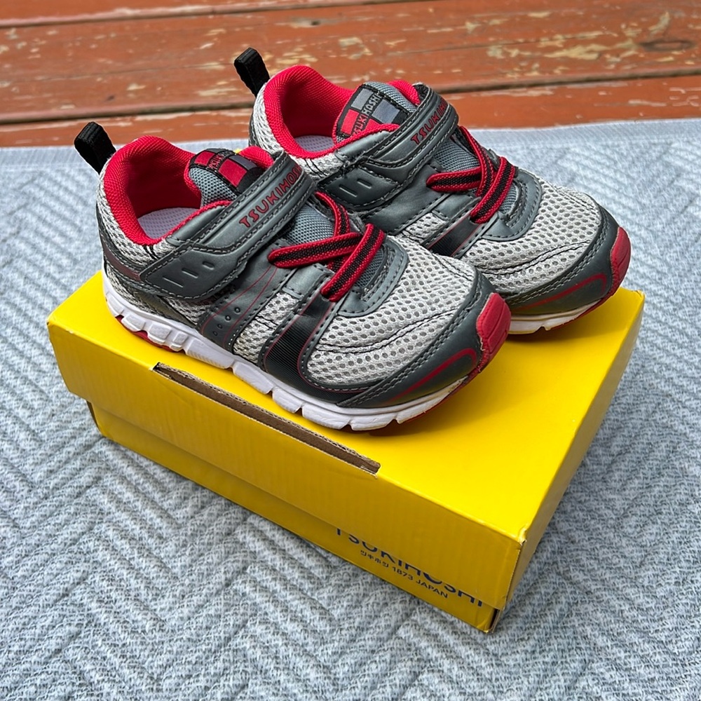 Extra Wide Toddler Sneakers